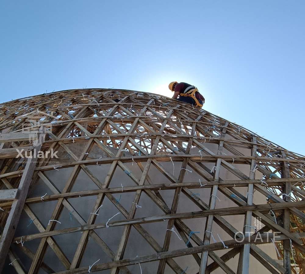 Proyecto de bioarquitectura con bambú Oldhamii